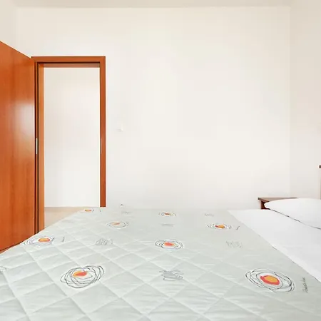 Apartment Lumaduma