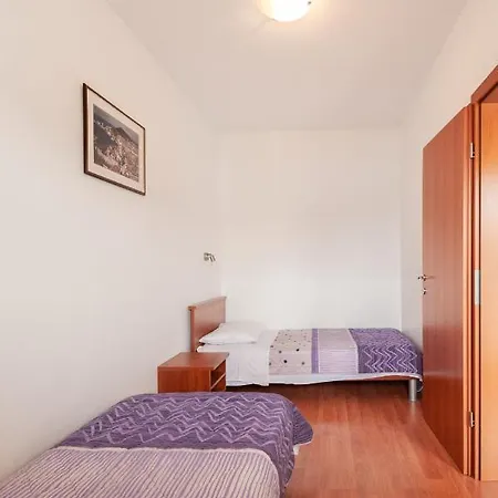 Lumaduma 트로기르